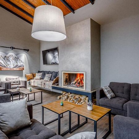 Hotel Tsiga Goedaoeri Buitenkant foto