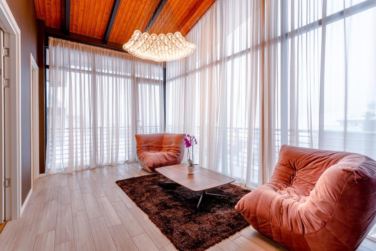 Hotel Tsiga Goedaoeri Buitenkant foto